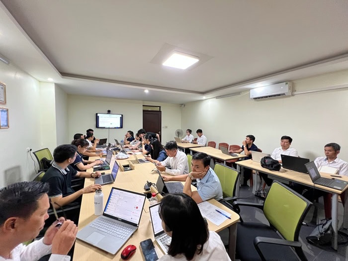HVN Group đào tạo AI Gemini & Google Workspace cho Việt Thuận Group 6 giải pháp AI Gemini